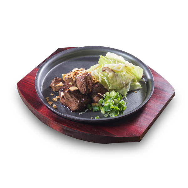 【ひと口牛肉の鉄板焼き】の切抜きデザイン向きグラフィック素材。ファイルサイズ約 57.2MB、5315 * 5315 ピクセルの切り抜き済みのPSDファイルです。【一部の素材にはシャドウレイヤーが含まれており、Photoshopなどの写真編集ソフトでレイヤーの表示・非表示を自由に切り替えられます】