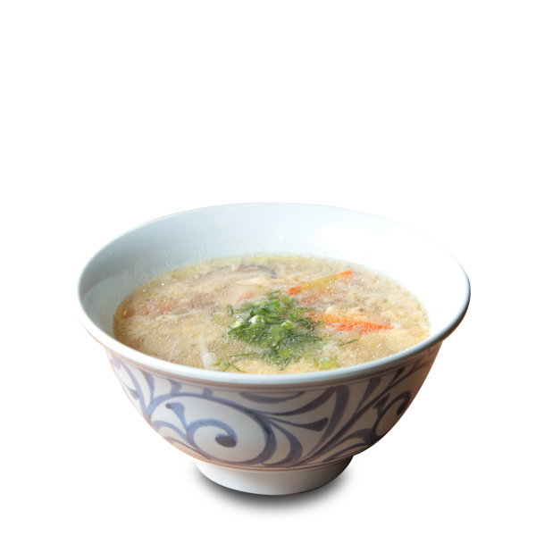 【日本の卵スープうどん】の背景透過処理したダウンロード可能映像素材。ファイルサイズ約 26.1MB、1500 * 1500 ピクセルの切り抜き済みのPSDファイルです。【一部の素材にはシャドウレイヤーが含まれており、Photoshopなどの写真編集ソフトでレイヤーの表示・非表示を自由に切り替えられます】