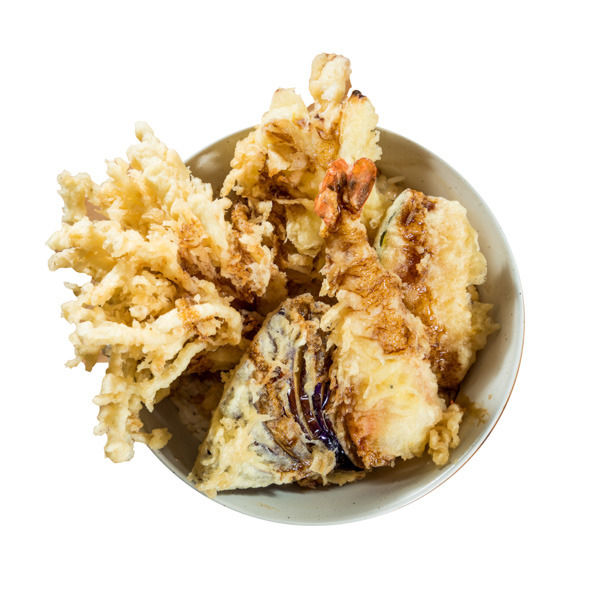 【ミックス揚げ野菜丼】の背景切り取り処理済み商用可能食品写真。ファイルサイズ約 58.6MB、4823 * 4823 ピクセルの切り抜き済みのPSDファイルです。【一部の素材にはシャドウレイヤーが含まれており、Photoshopなどの写真編集ソフトでレイヤーの表示・非表示を自由に切り替えられます】