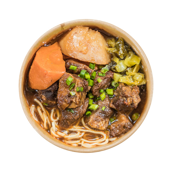 【牛バラ肉の煮込みにんじんスープ麺】の切抜き写真。ファイルサイズ約 74.7MB、4134 * 4134 ピクセルの切り抜き済みのPSDファイルです。【一部の素材にはシャドウレイヤーが含まれており、Photoshopなどの写真編集ソフトでレイヤーの表示・非表示を自由に切り替えられます】